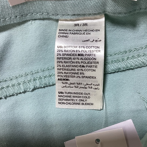 Chico's So Slimming Girlfriend Slim Leg Ankle Jeans Stretch - Picture 8 of 14